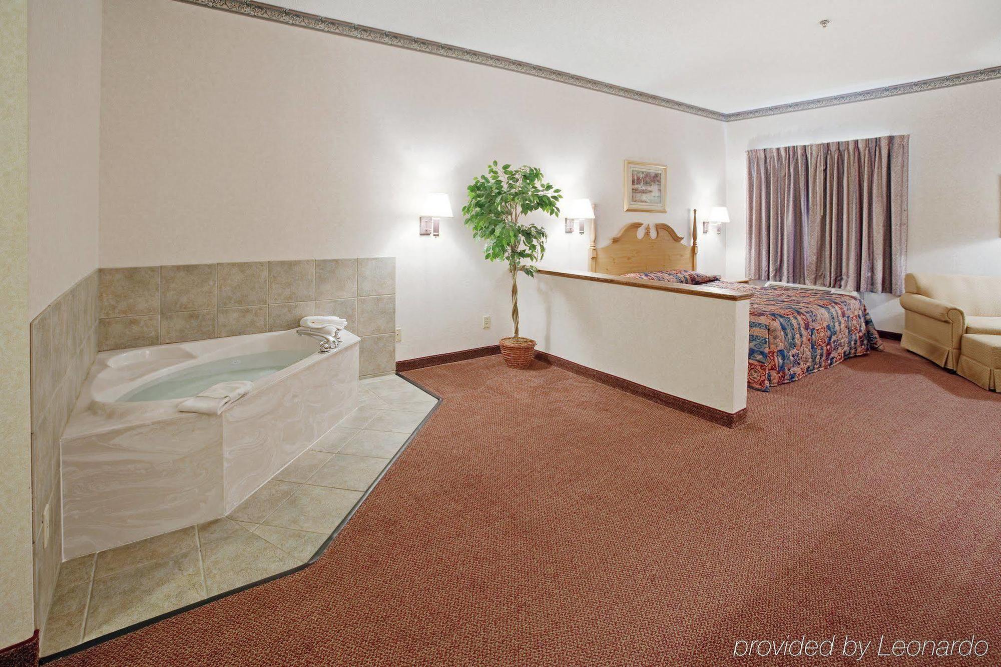 Quality Inn & Suites Kilgore-Longview Kamer foto